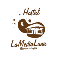 La Media Luna Hostel Logo